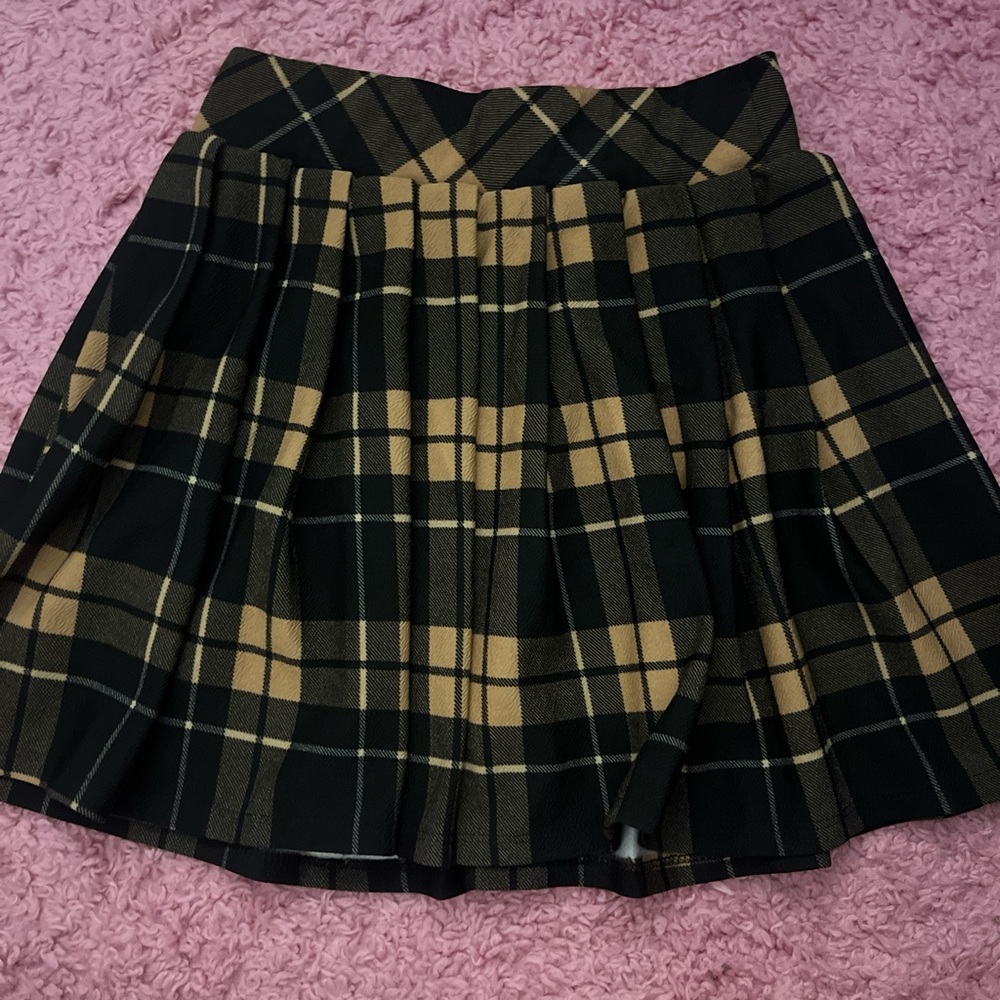 Chic Plaid Black and Tan Skater Skirt